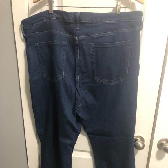 Banana Republic Flare Jeans - Picture 4 of 11